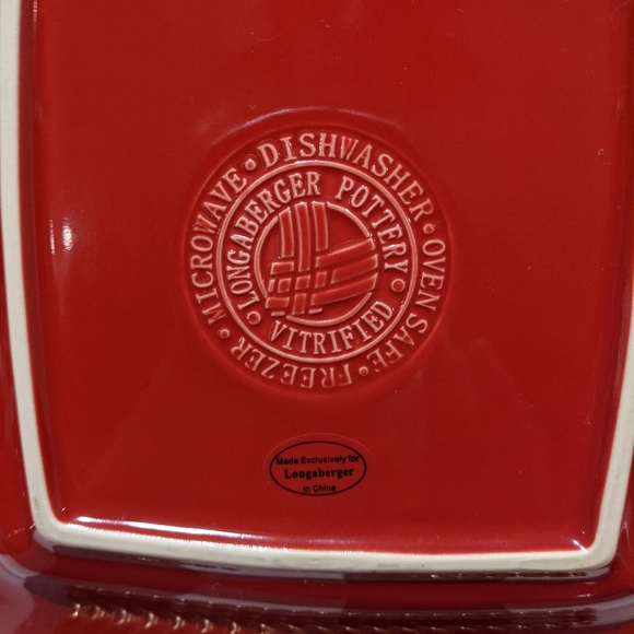 Longaberger set of 4 tomato red luncheon plates - Picture 3 of 6